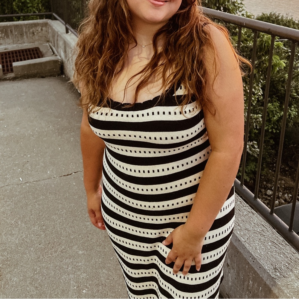 Chic Black and White Striped Midi Dress